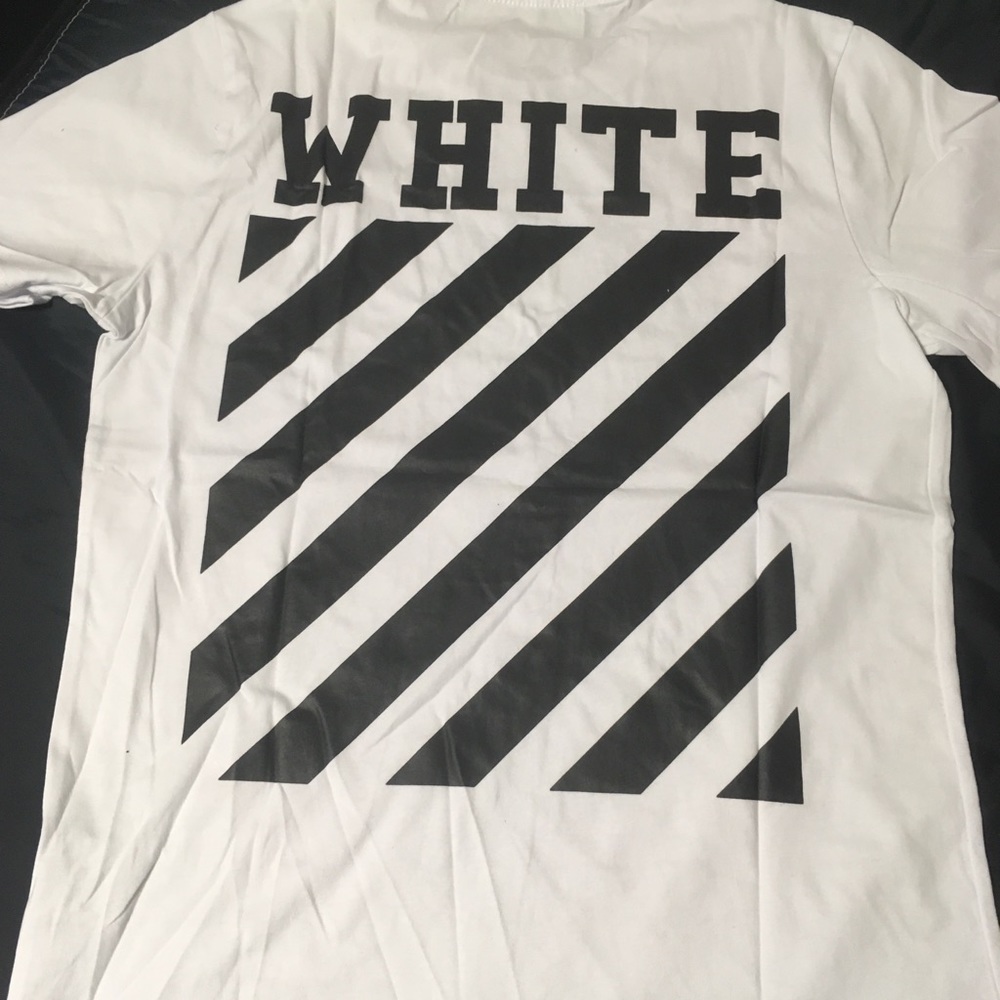 Off White T-Shirt Accepting Offers